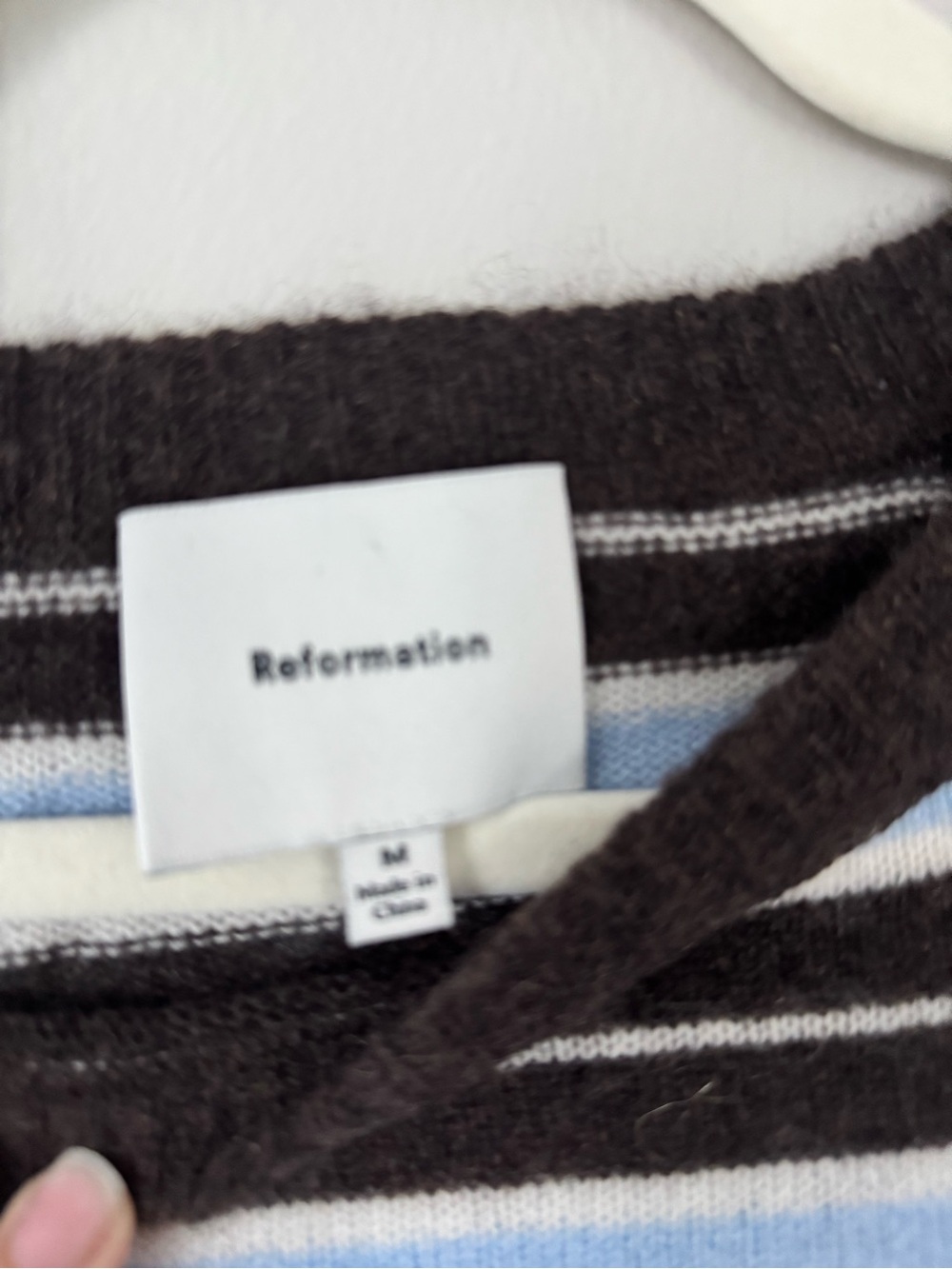 Reformation Cashmere Boyfriend Sweater in Seasonal – Ice Water Multi Stripe - Picture 3 of 4